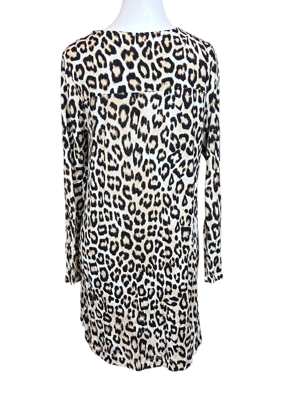 SOMA Chico's Cool Nights Leopard Sleep Shirt Size XS - Picture 6 of 8